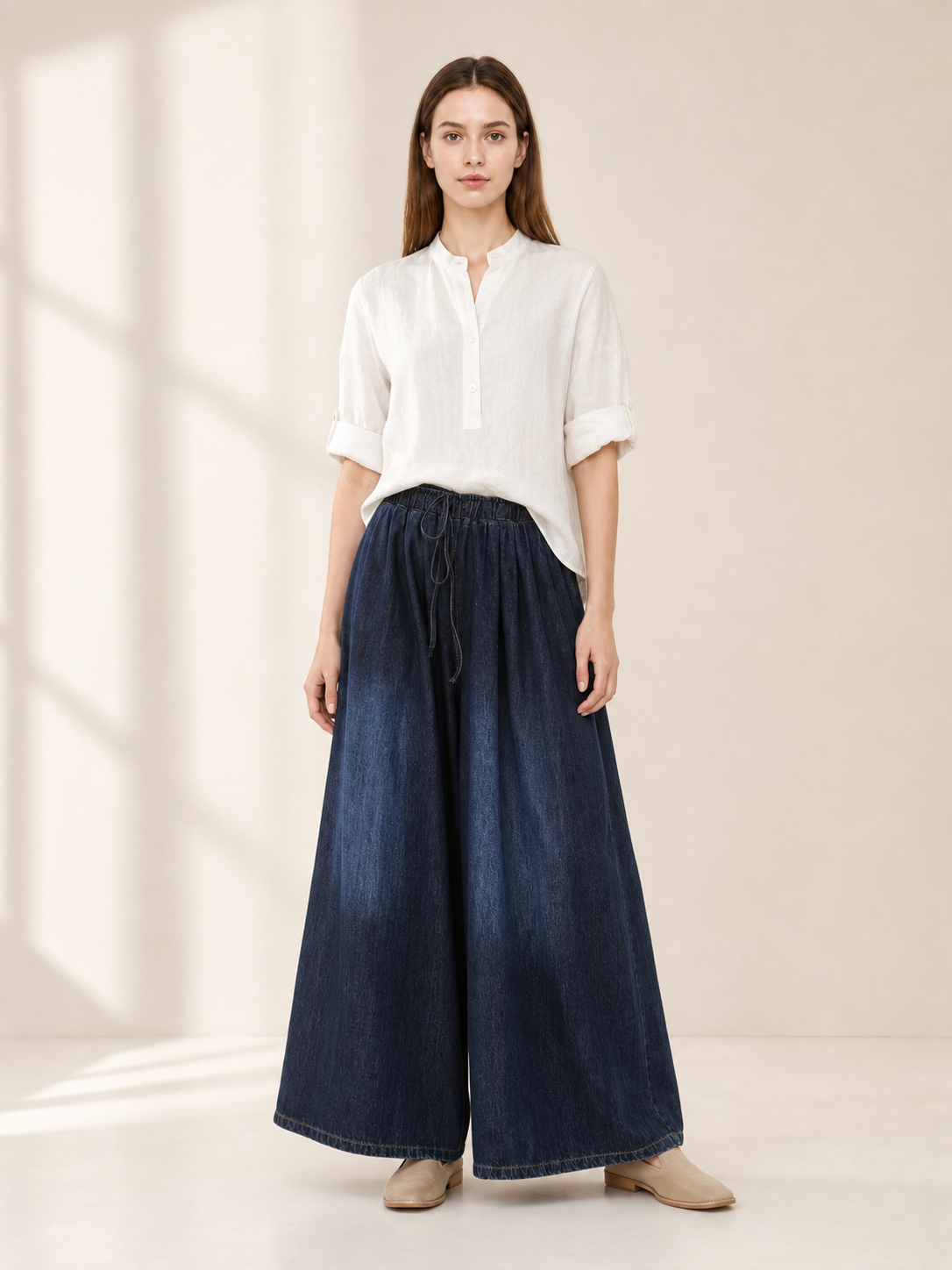 Women's high-waisted palazzo jeans with a drawstring