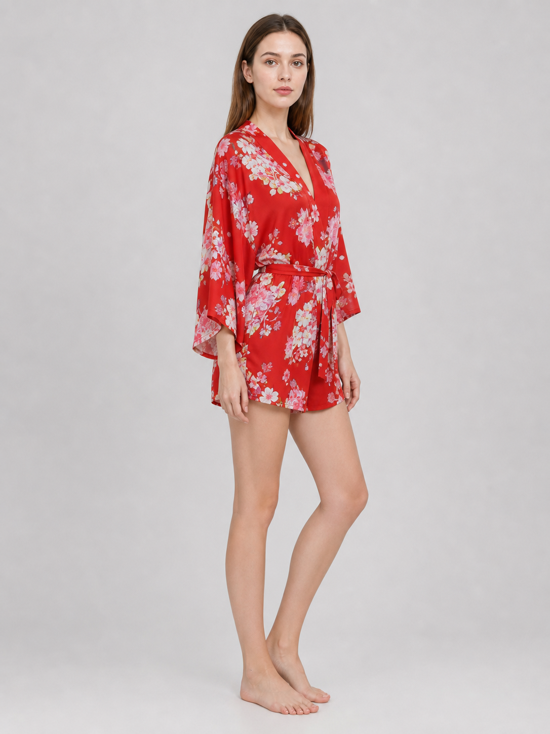Short floral kimono robe for parties