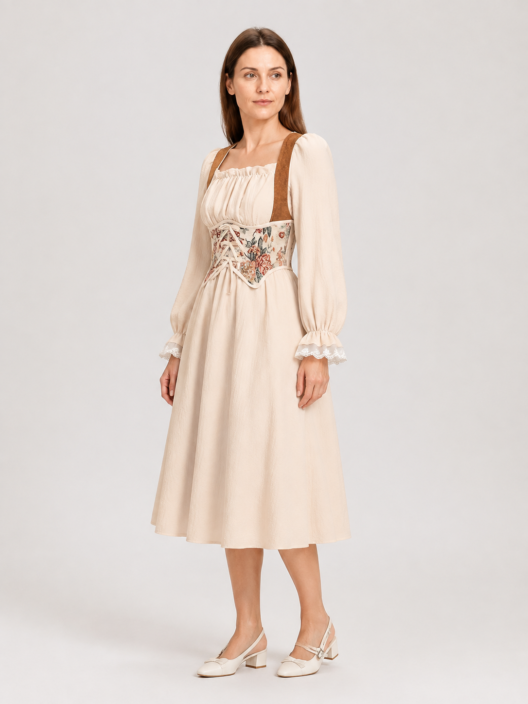 Renaissance Cosplay Dress with Puff Sleeves side view