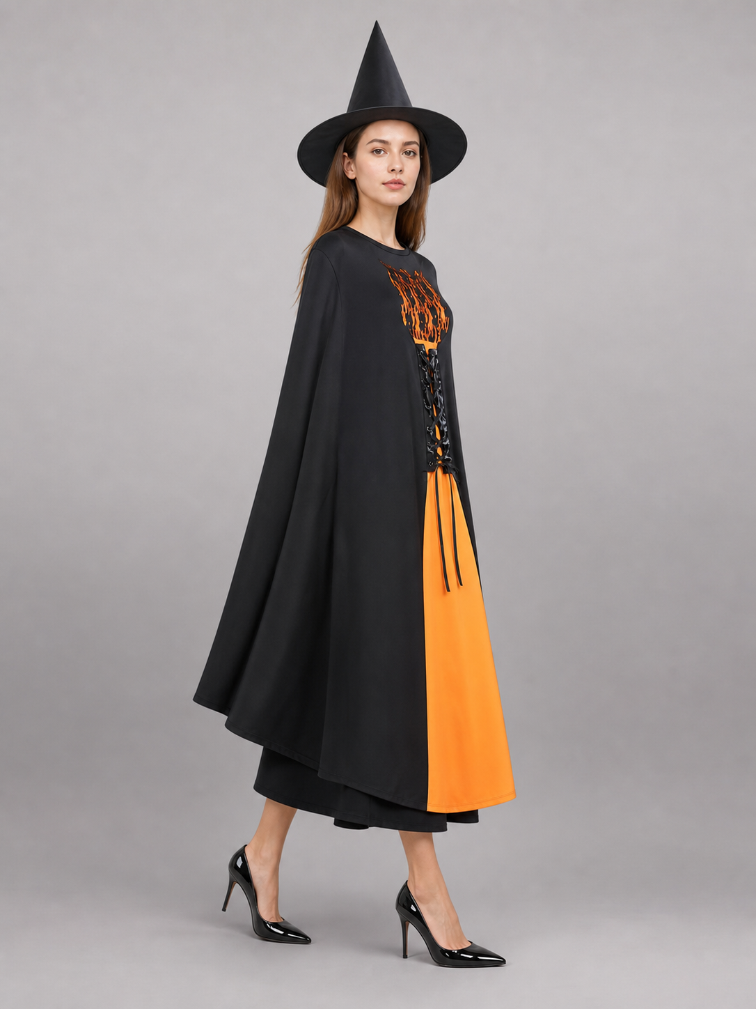 Witch costume with dress and pointed hat