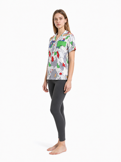 Short-Sleeve Shirt with Geometric Print side view