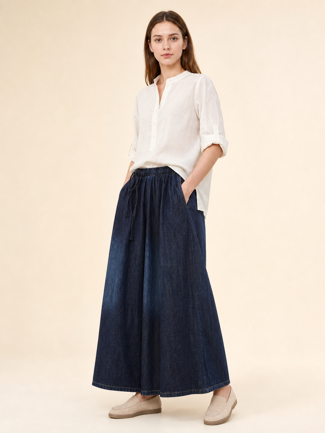 Women's high-waisted palazzo jeans with a drawstring