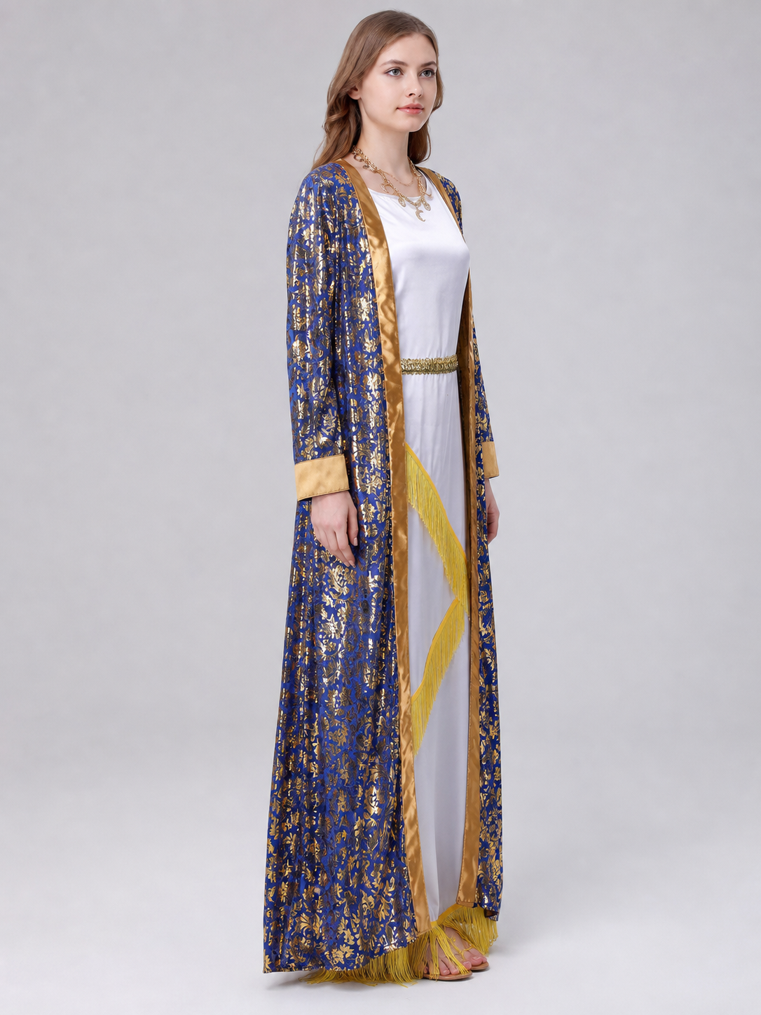 Retro Costume with Dress and Cape for Cosplay