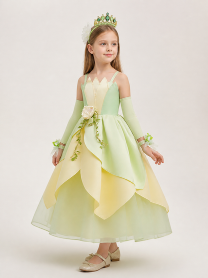 Princess Costume for Halloween and Cosplay side view