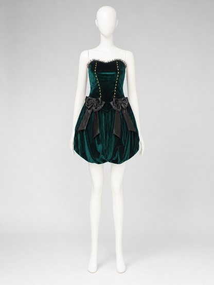 Gothic-Style Stage Costume for Halloween side view