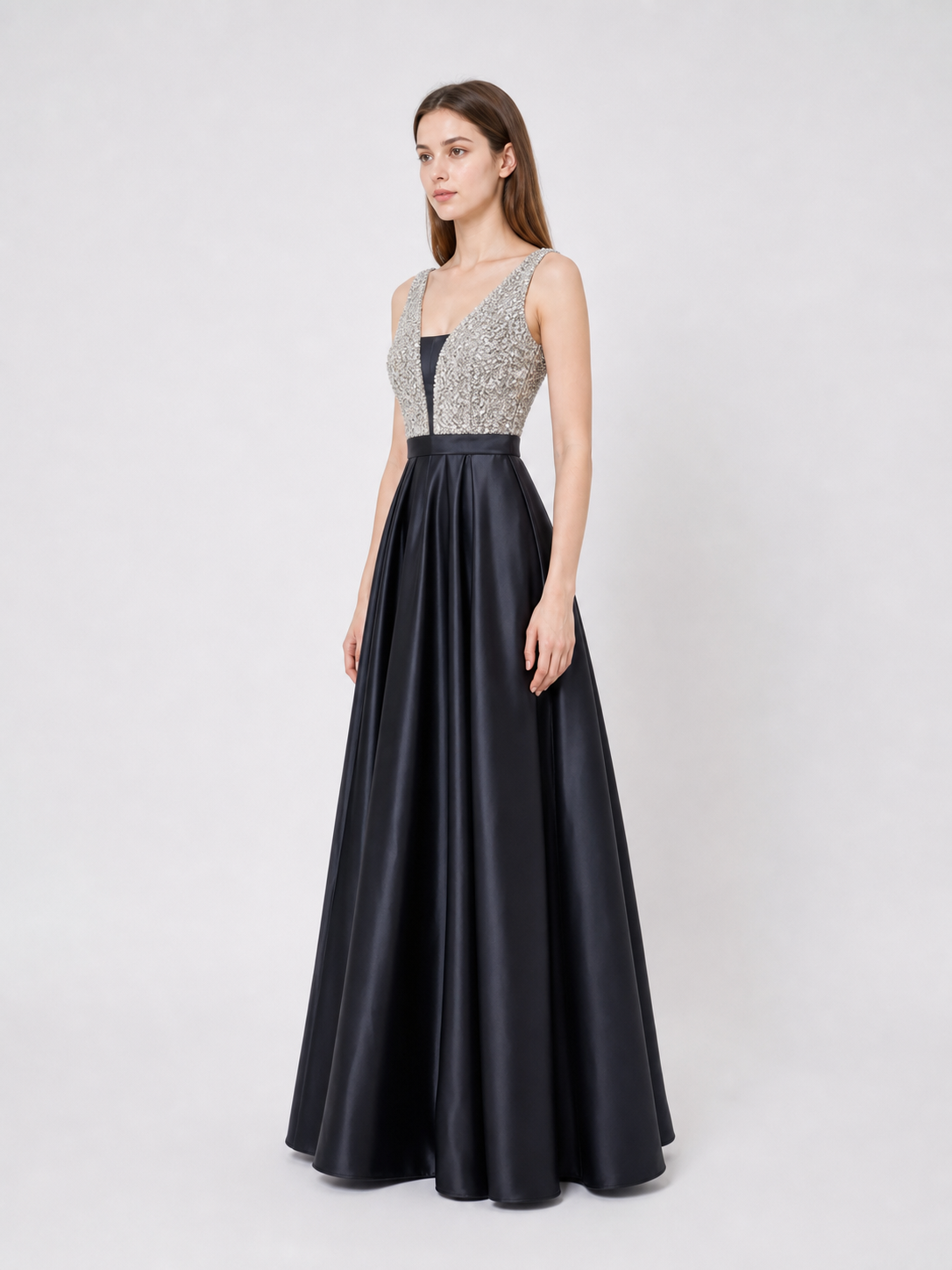 Elegant floor-length dress with a V-neckline