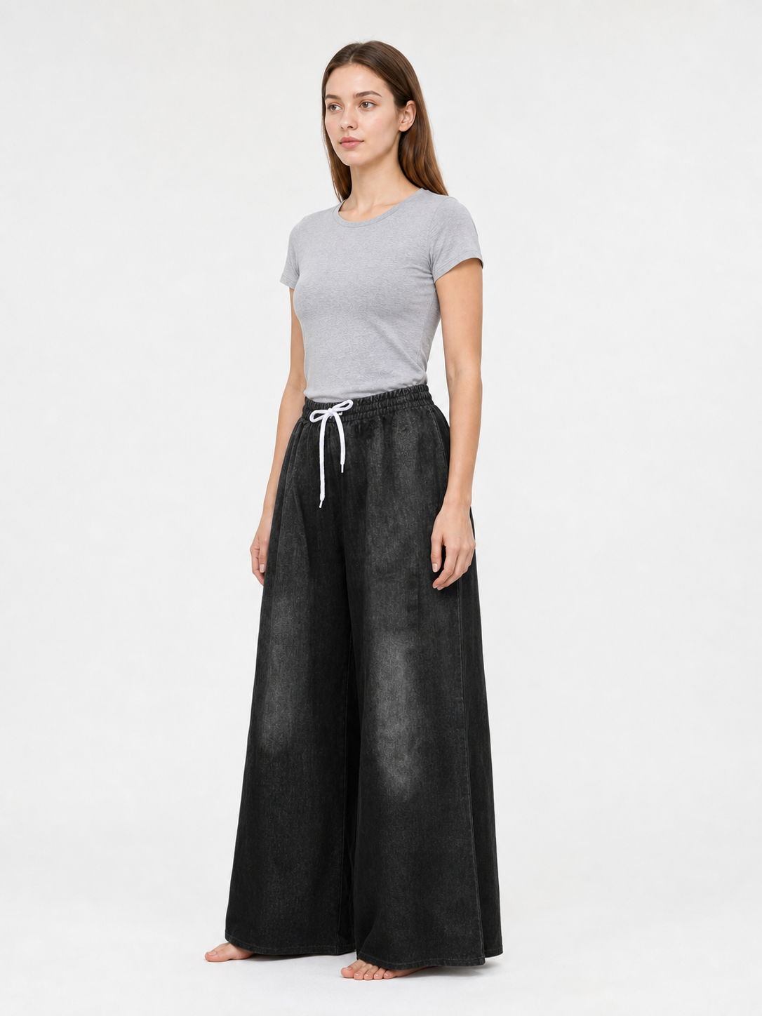 Solid Black Wide-Leg Pants with Elastic Waist and Contrast White Drawstrings side view 4