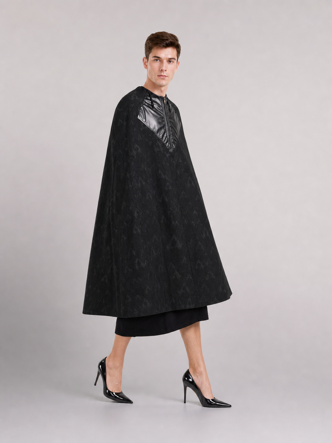 Black high-rise pants with a slim cut