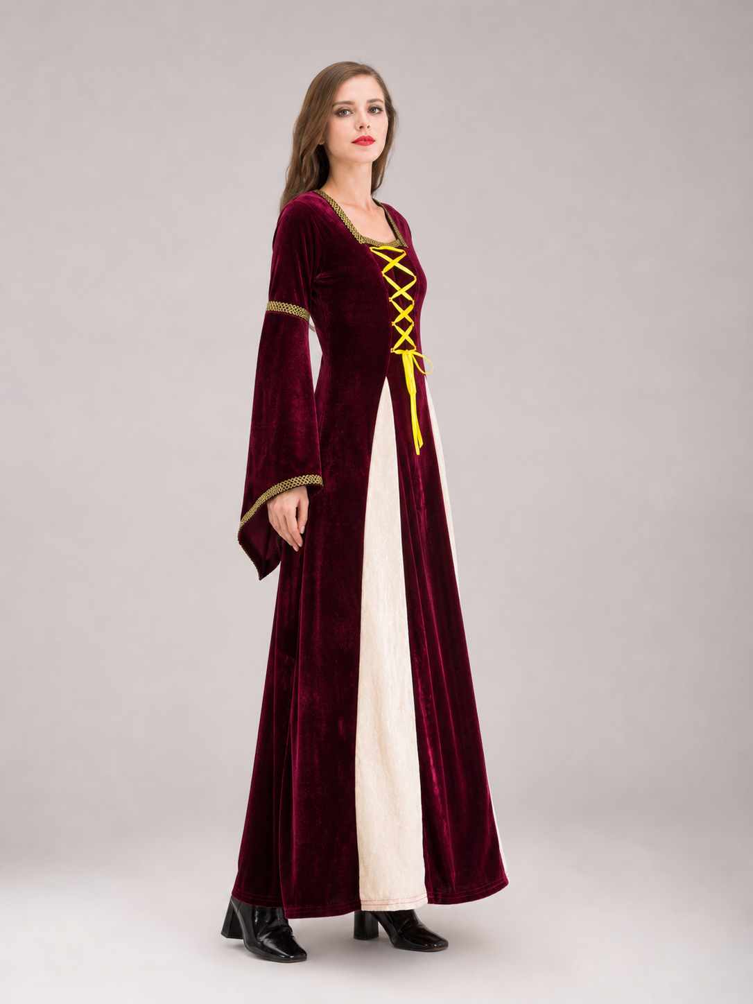 Vampire Costume: Medieval Dress