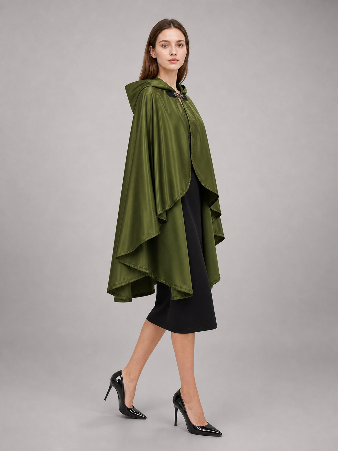 Green Costume Cloak with a Large Hood
