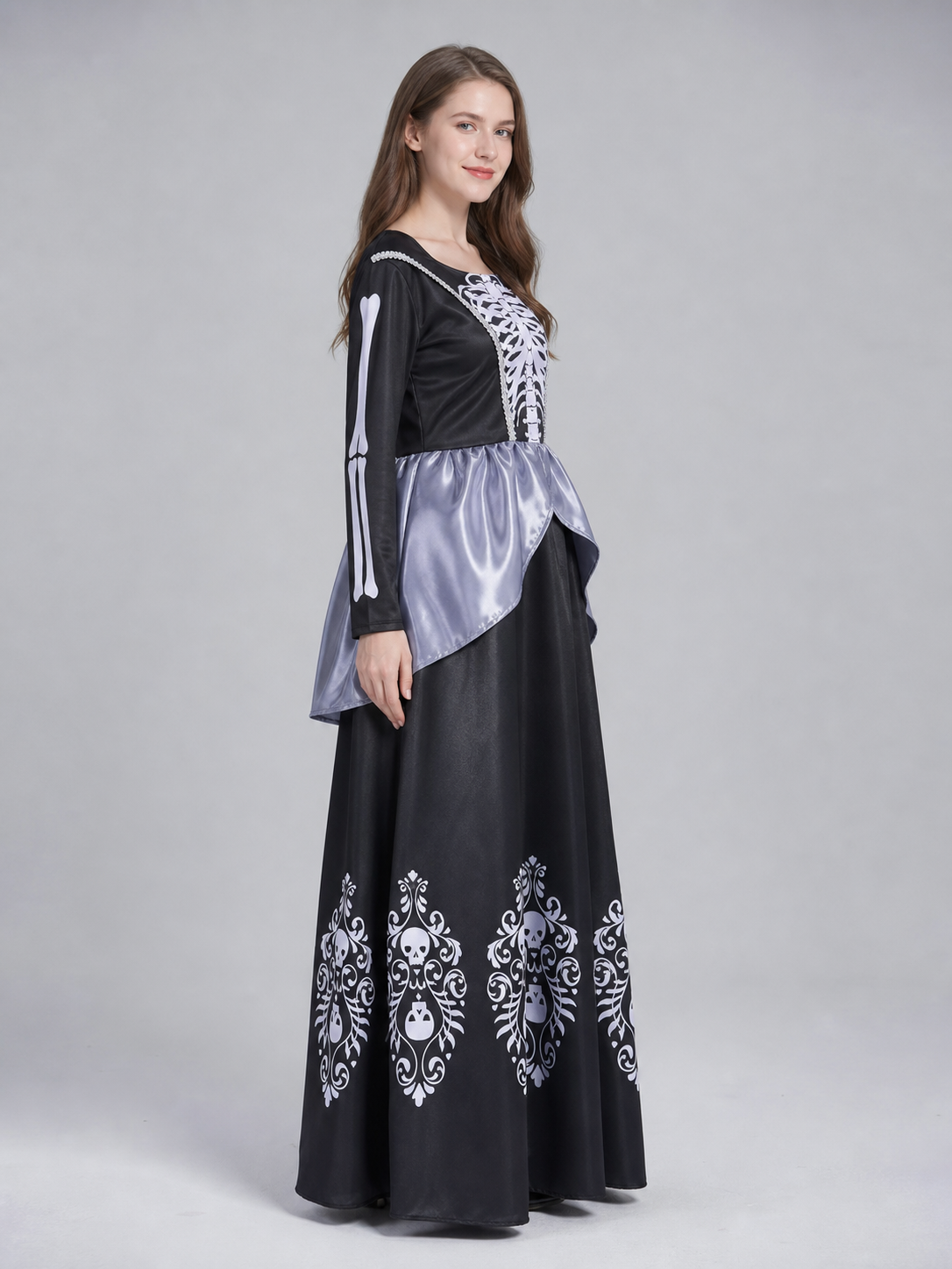 Gothic hooded dress with long sleeves