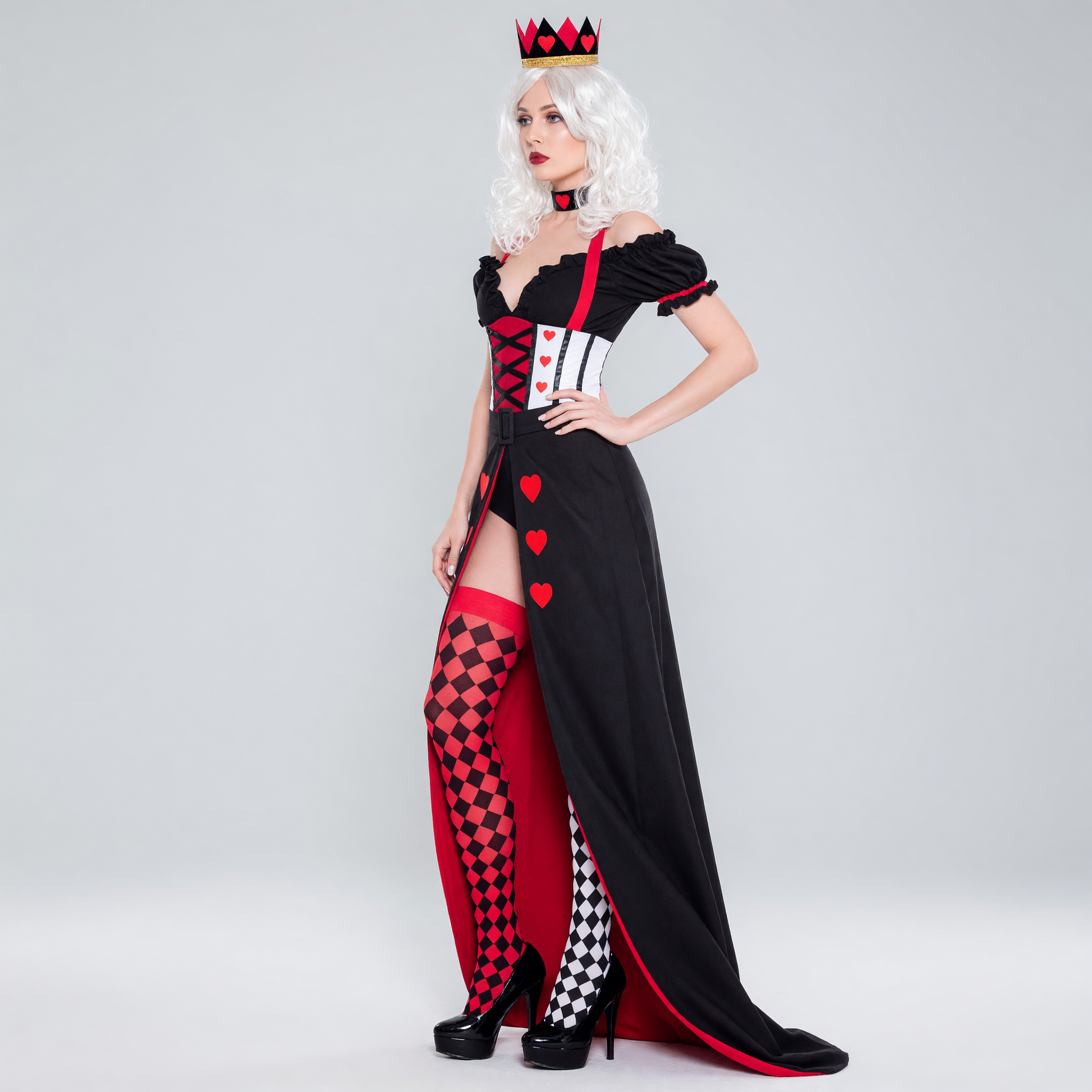 Costume Set: Medieval Dress with Crown