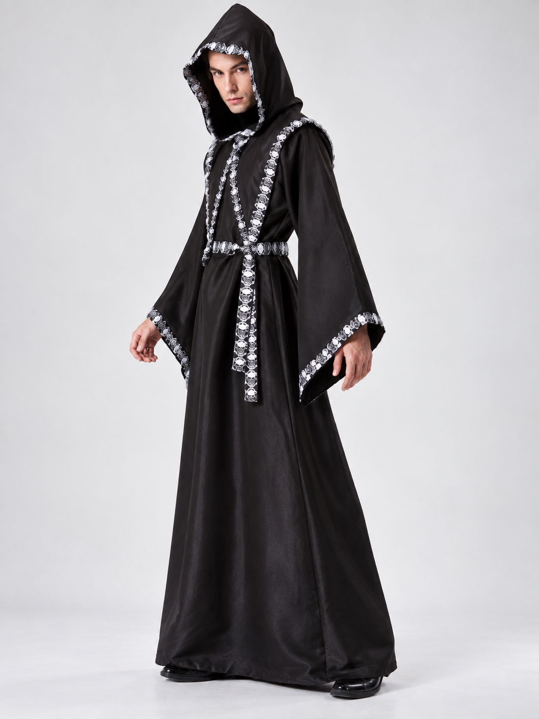 Vampire Costume: Black with Hood and Belt