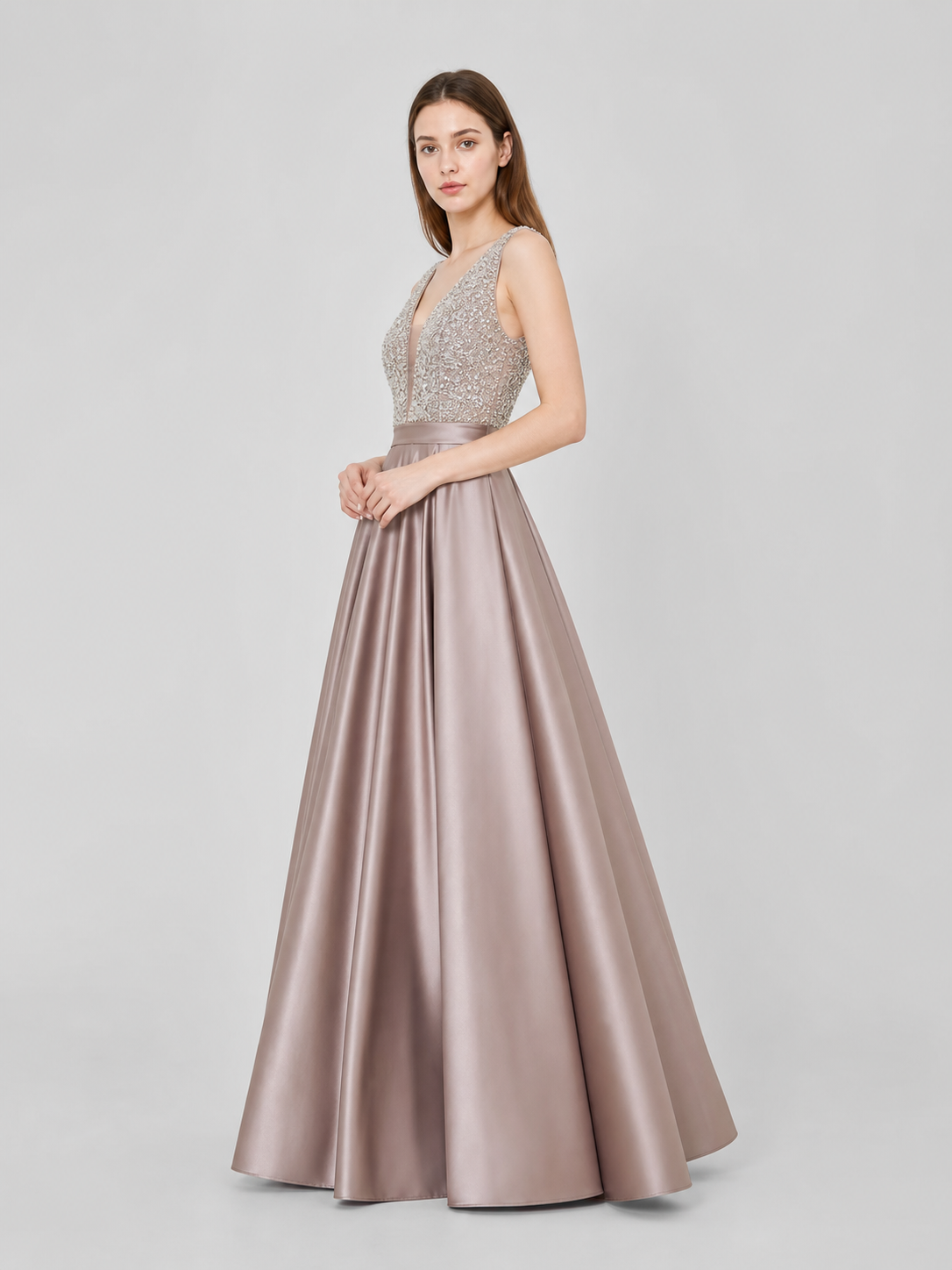Sleeveless Evening Dress with Embellishment and V-Neckline