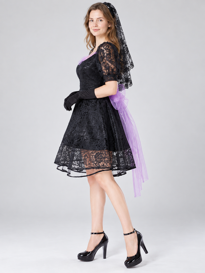 Gothic-Style Carnival Costume with Veil and Gloves