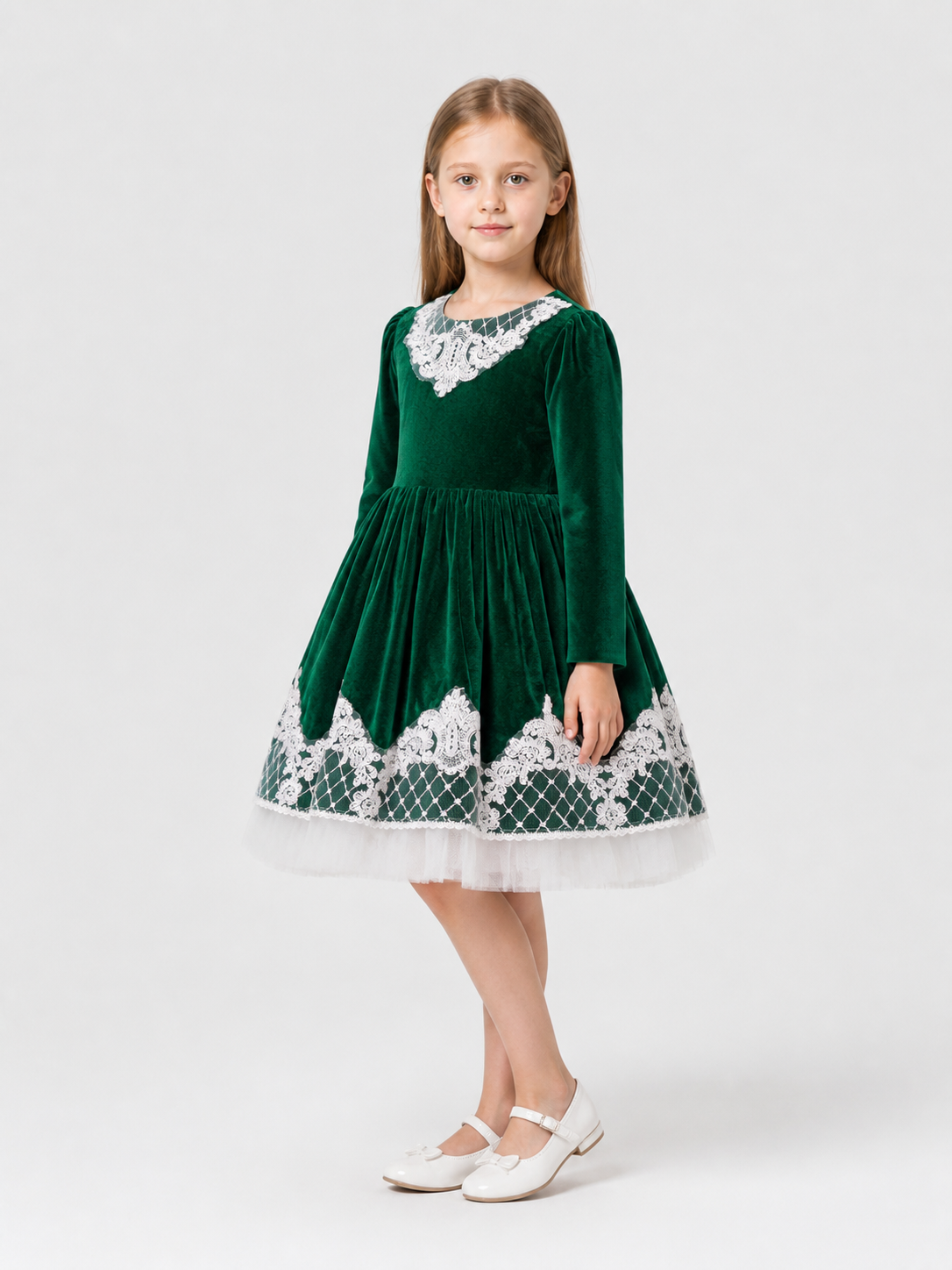 Elegant Long-Sleeve Green Dress with Tulle side view