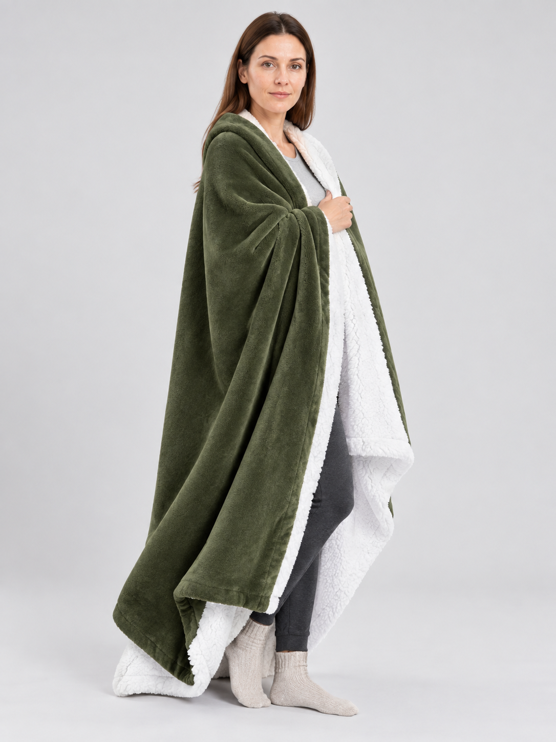 Two-Layer Flannel Blanket with Sherpa Backing, Green