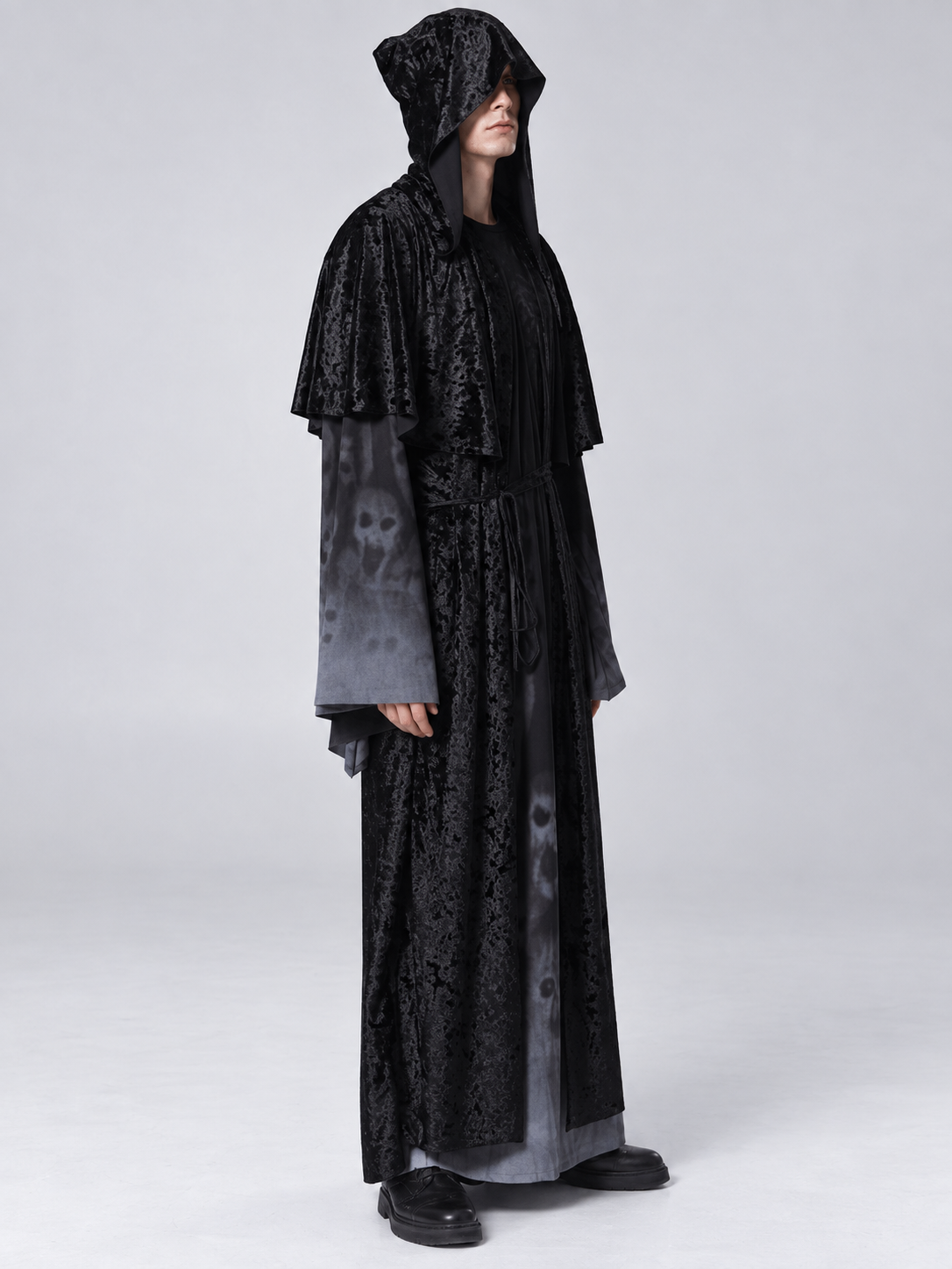 Vampire Costume: Black with Hood and Cape