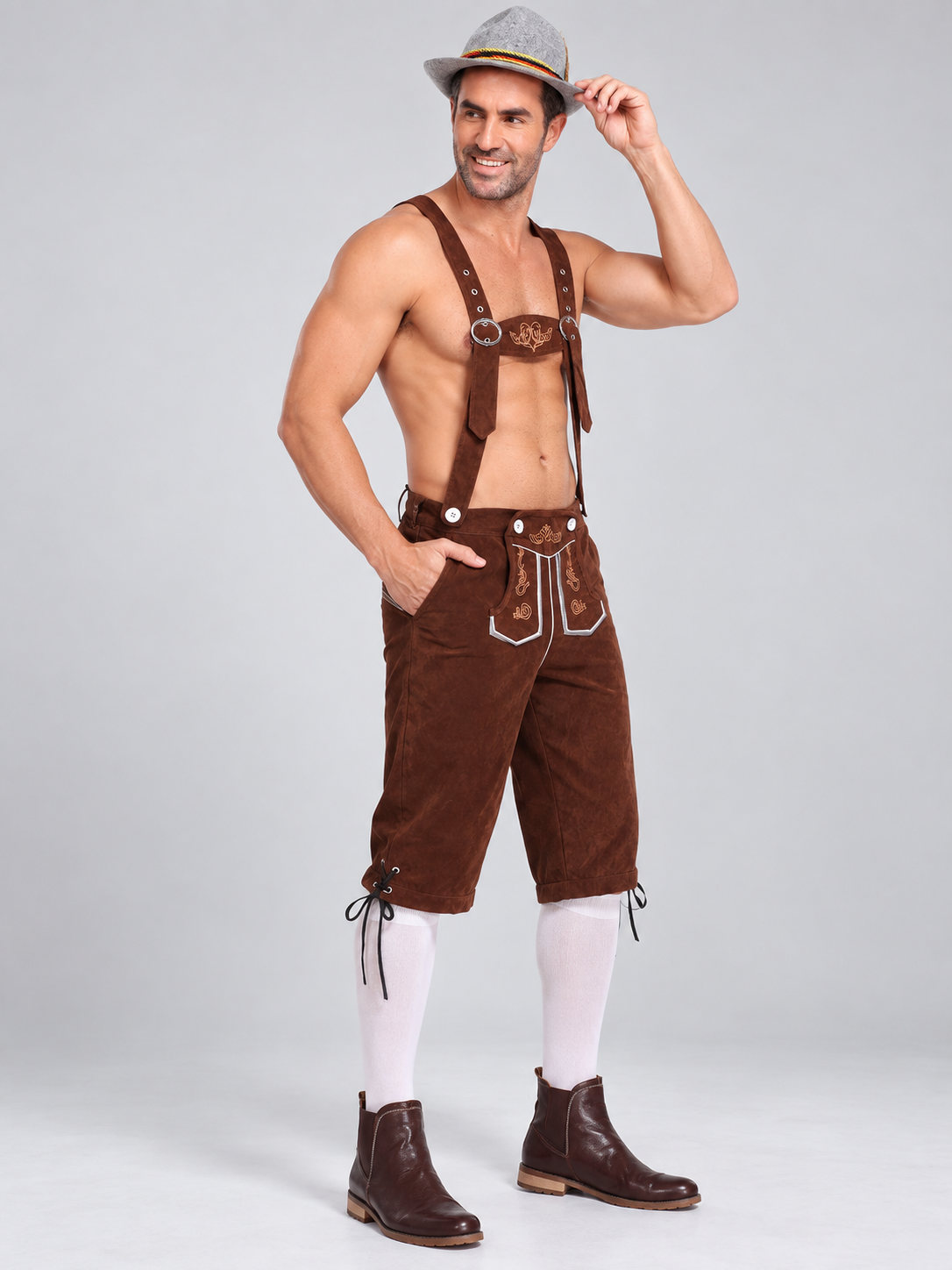 Brown Bavarian trousers with suspenders for Oktoberfest