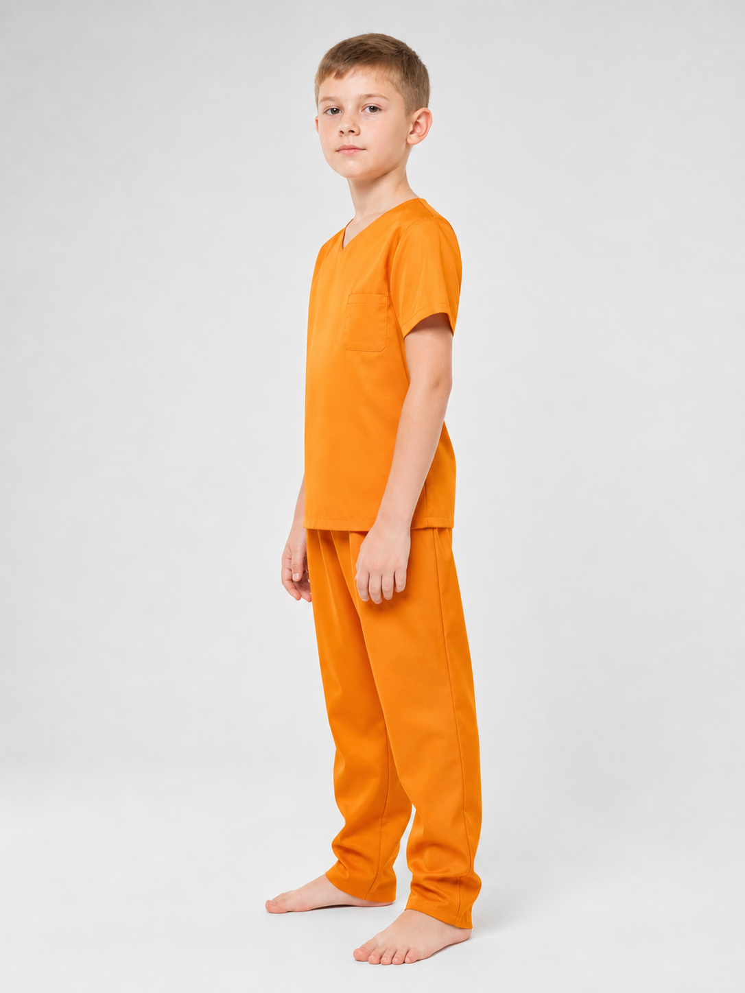 Role-Play Costume: Orange T-Shirt and Pants
