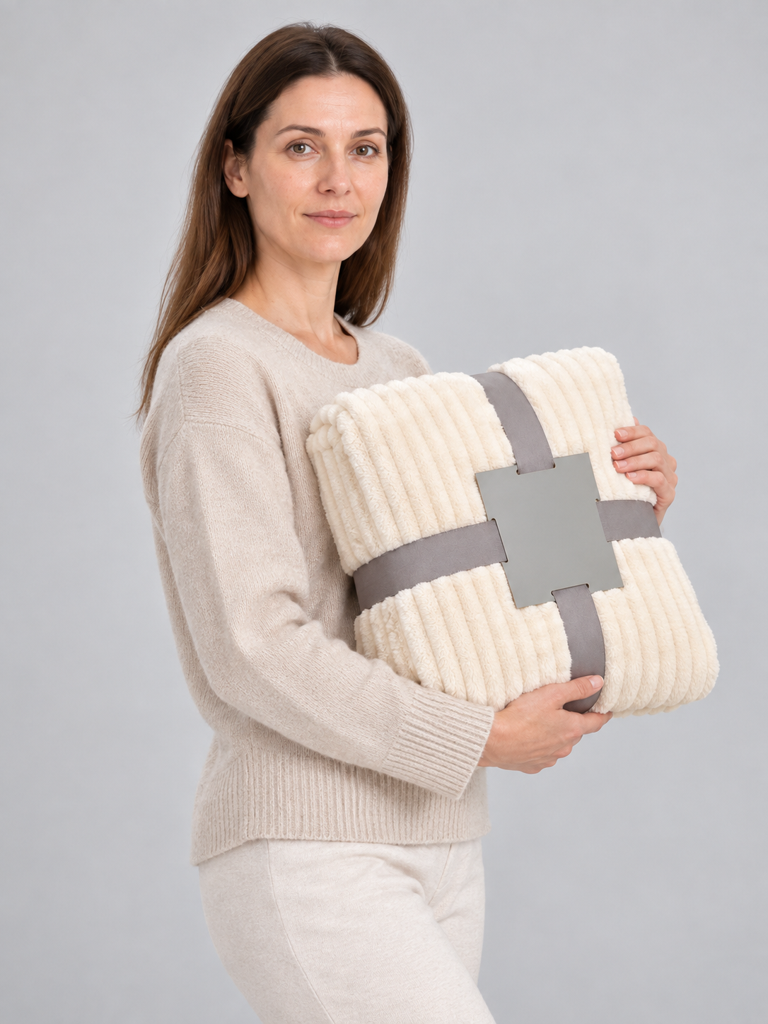 Ivory Fleece Blanket with Embossed Waves