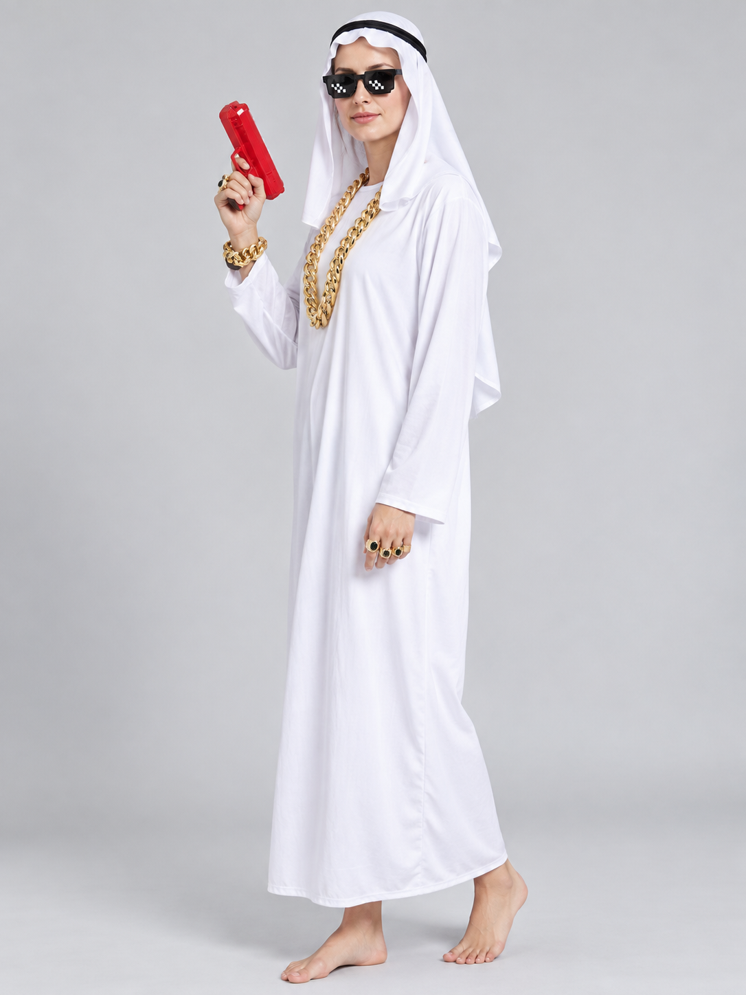 Arabic-Style Carnival Costume with Accessories side view
