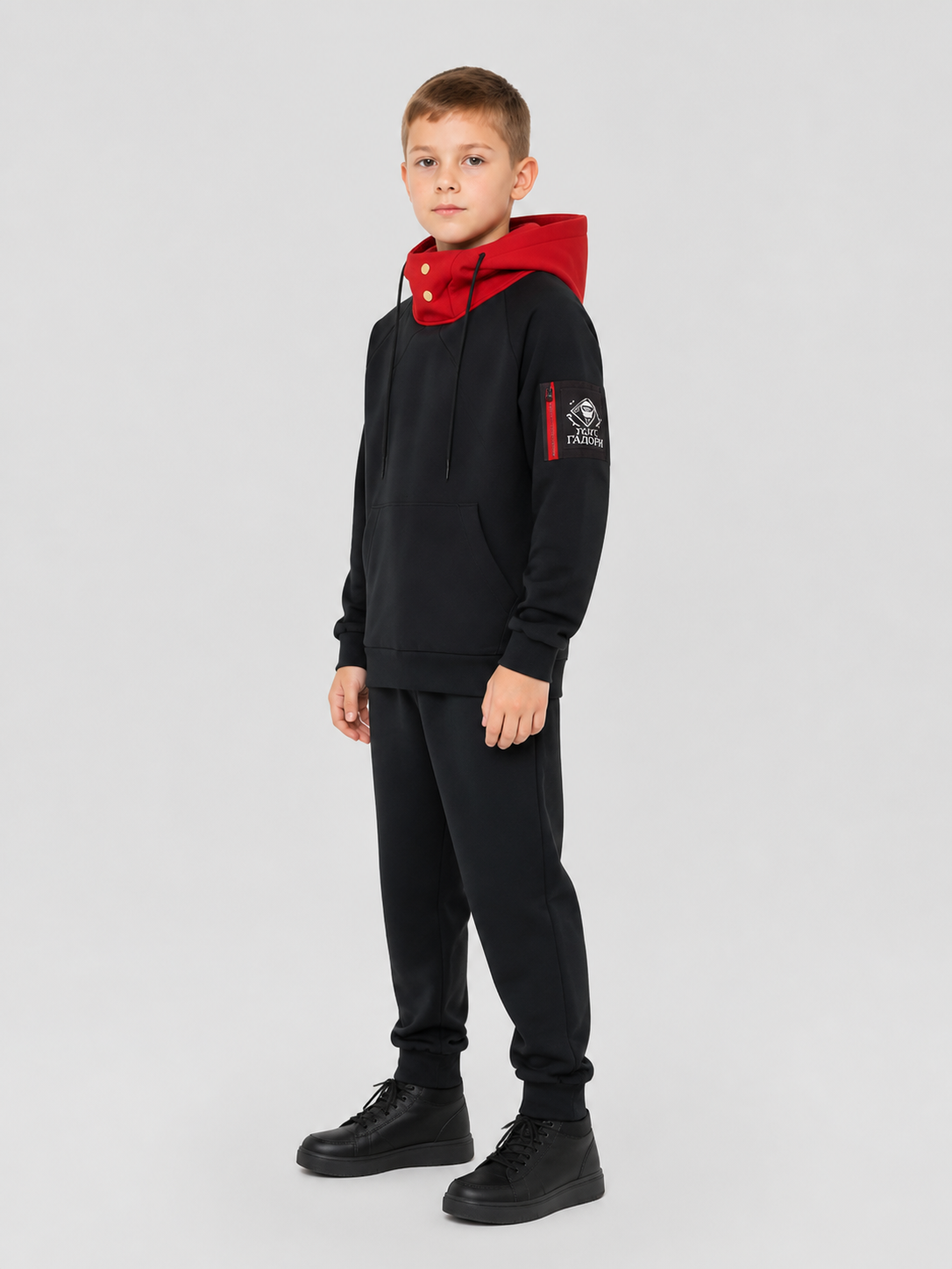 Itadori Yuji “Jujutsu Kaisen” Pullover Hoodie side view