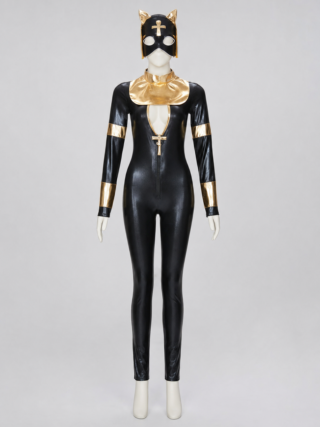 Black and gold jumpsuit costume featuring a cat theme, intended for creating a cosplay and Halloween look. The design is a one-piece construction with long sleeves and full-length pants, complemented by decorative elements in black and gold