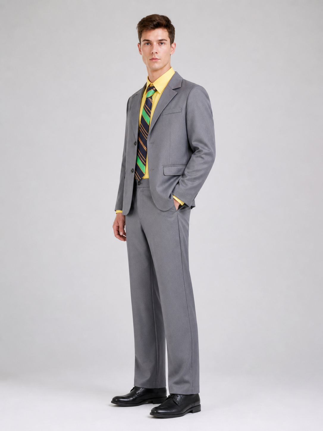 Joker 2 Cosplay Costume: Gray Jacket and Pants