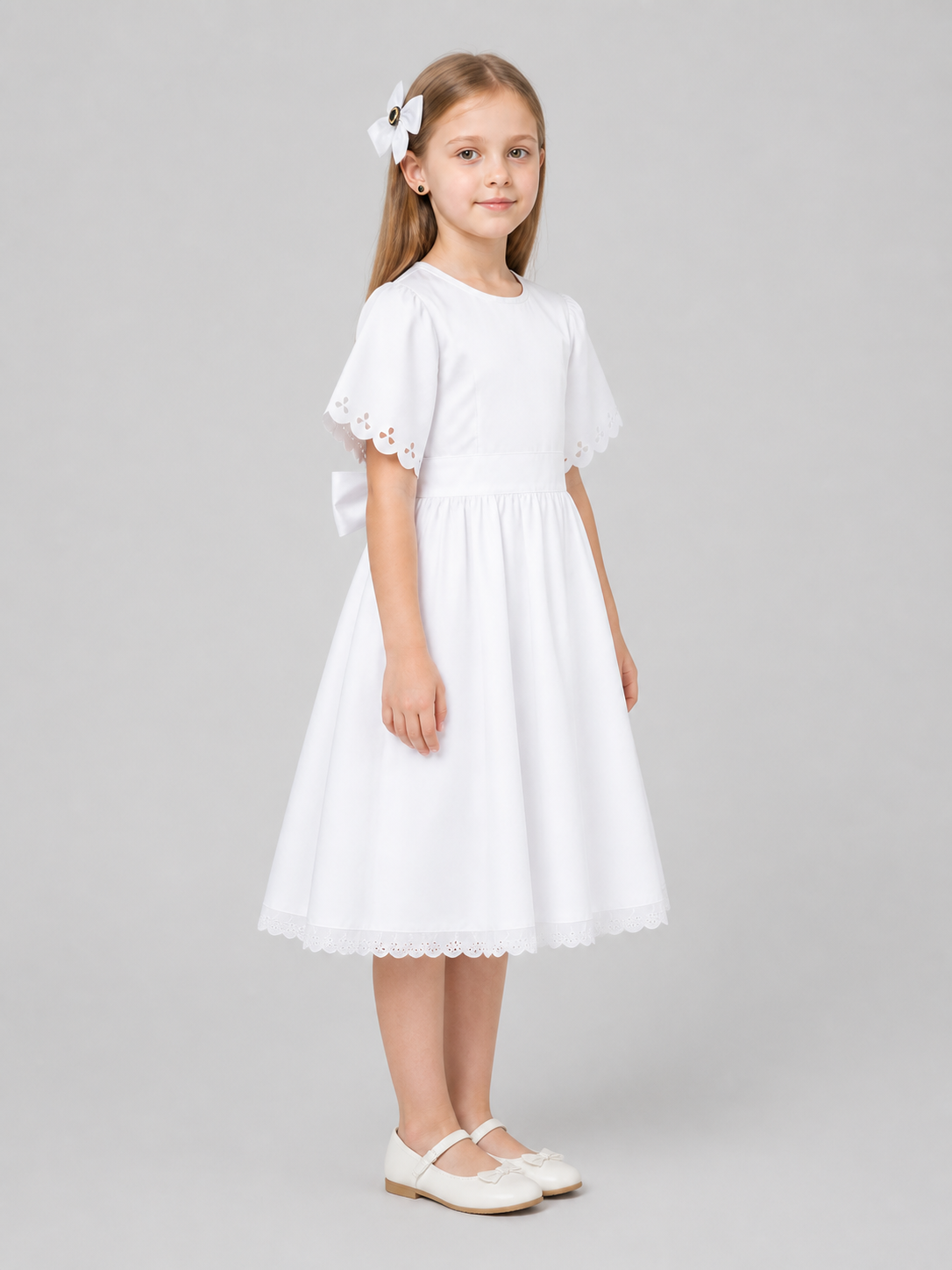 Anya's White Cosplay Dress from SPY×FAMILY with Bow side view