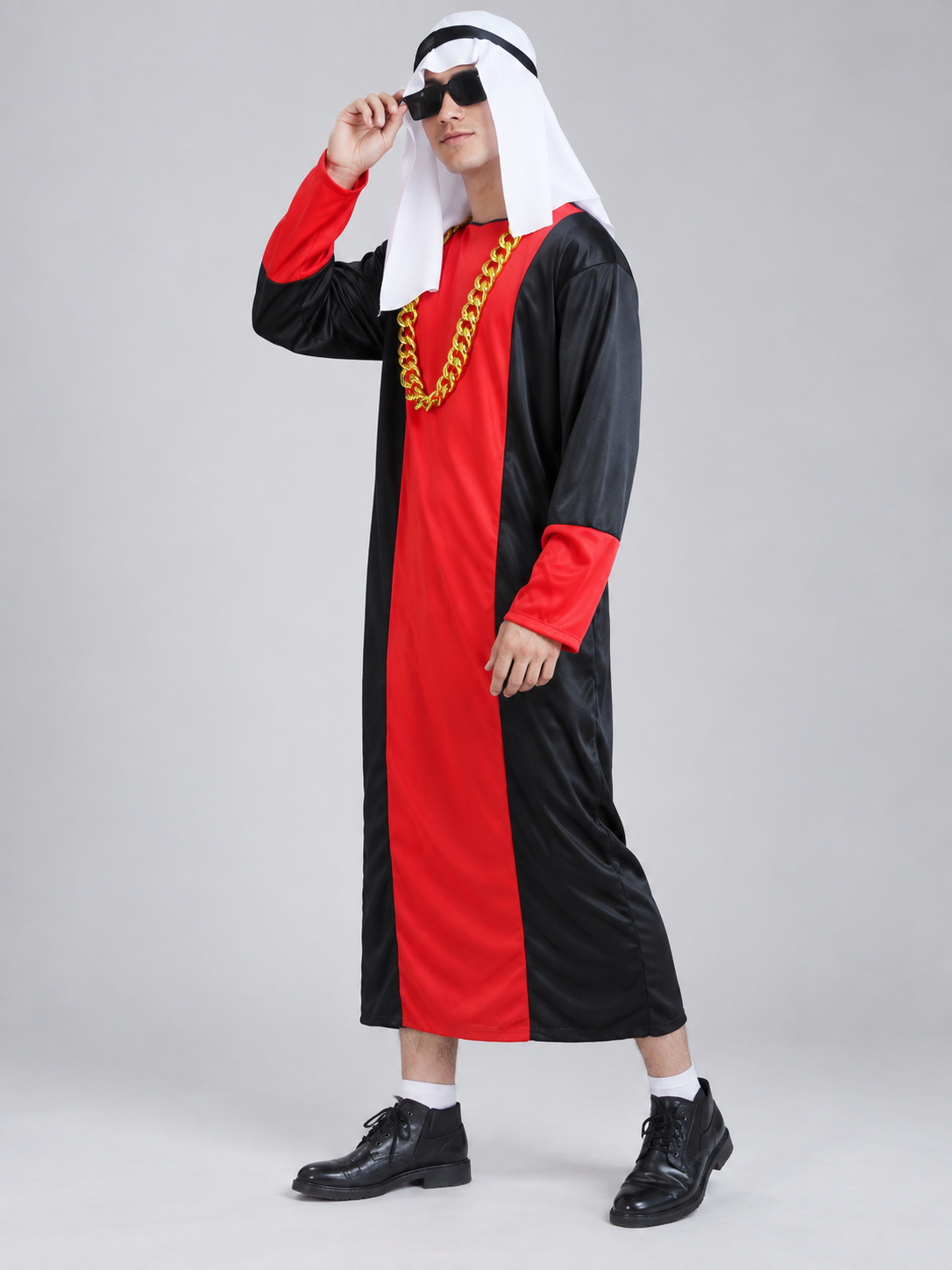 Carnival costume with white headpiece and chain