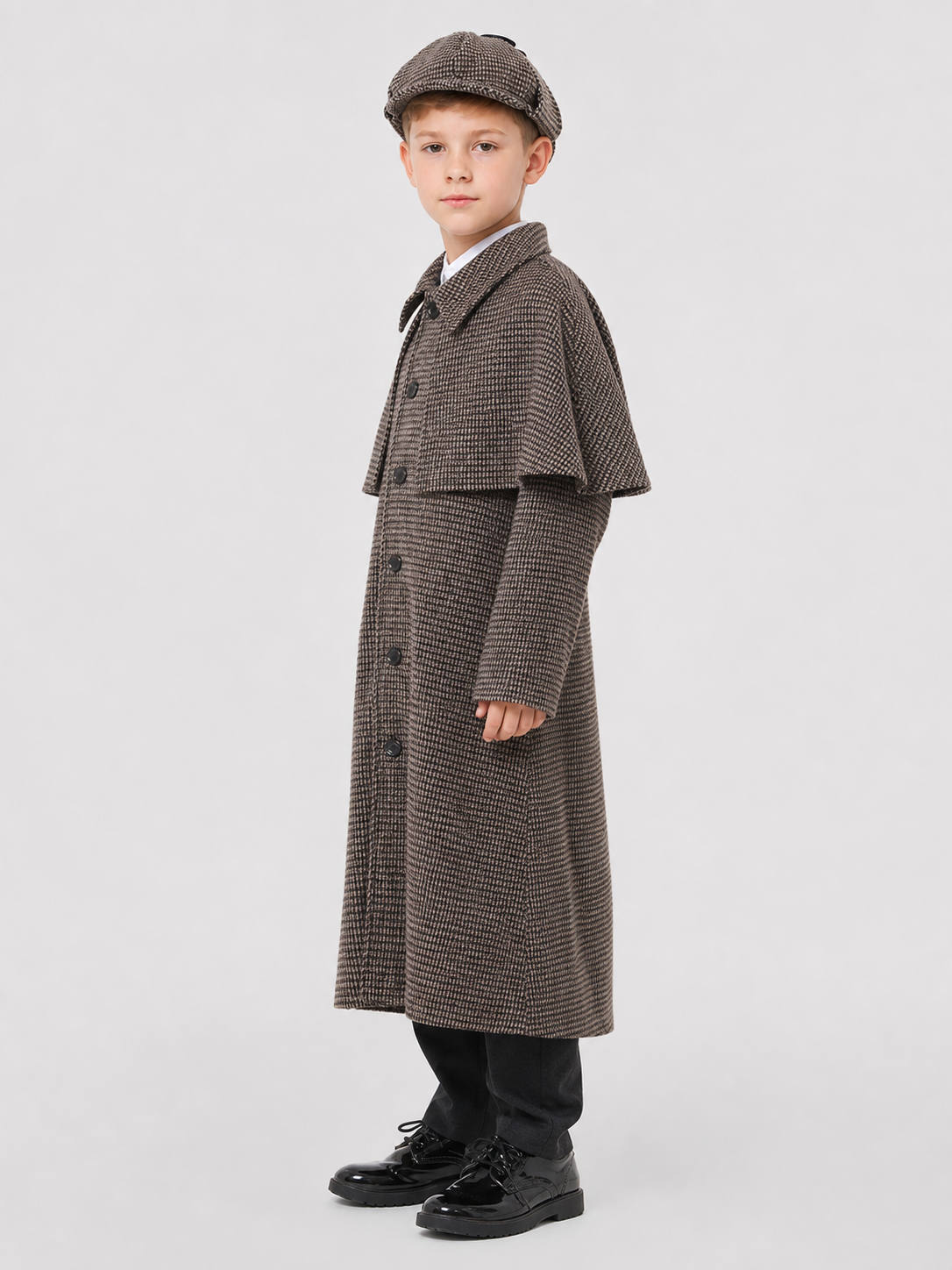Children’s Detective Costume: Plaid Coat and Cap