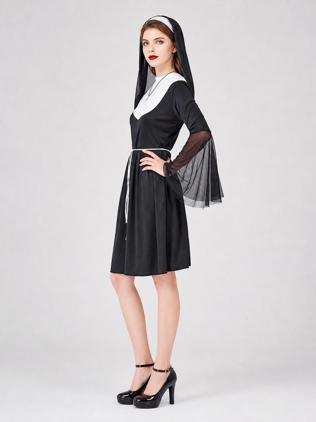 Robe Costume with Veil, White Collar, and Sleeves