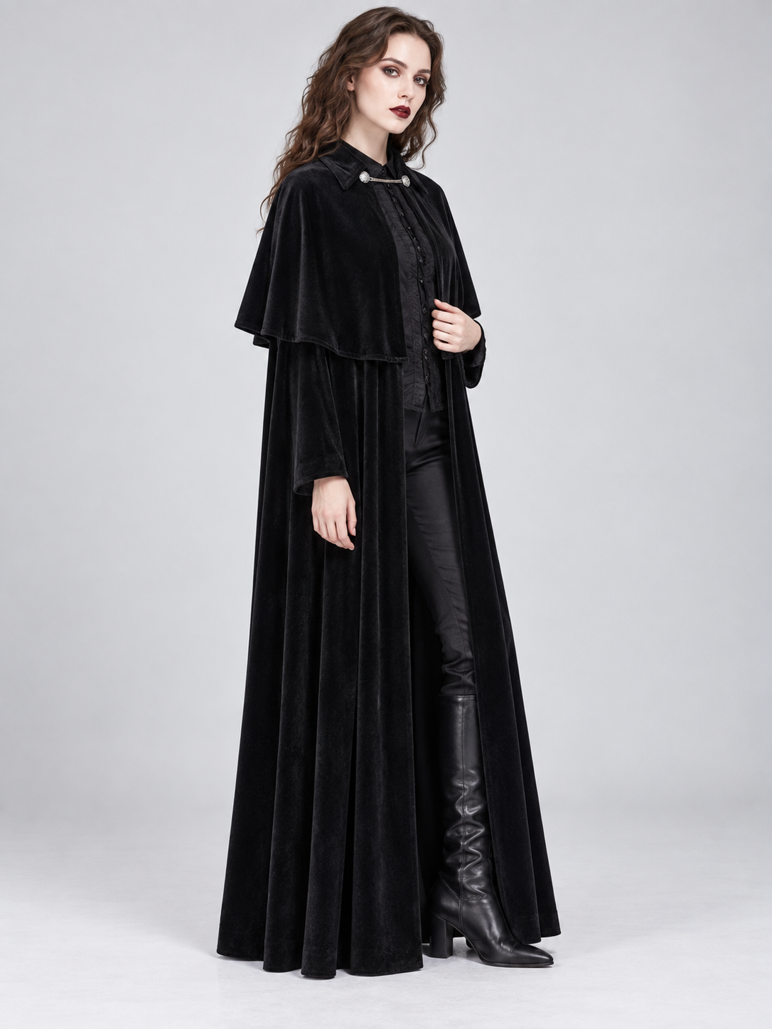 Black Velvet Cloak with Collar and Capelet