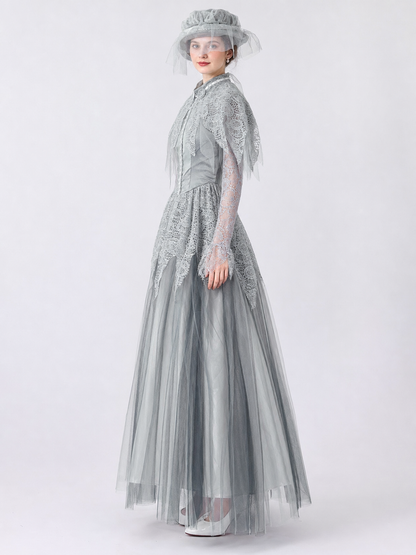 Gothic Halloween costume with dress and veil