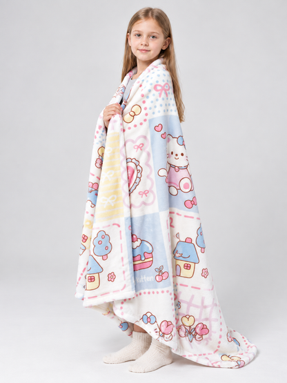Reversible polyester blanket white with kitten print