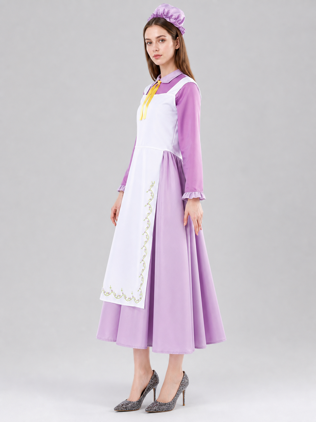 “Teapot” cosplay costume designed in a fairy-tale stage style. The design is side view