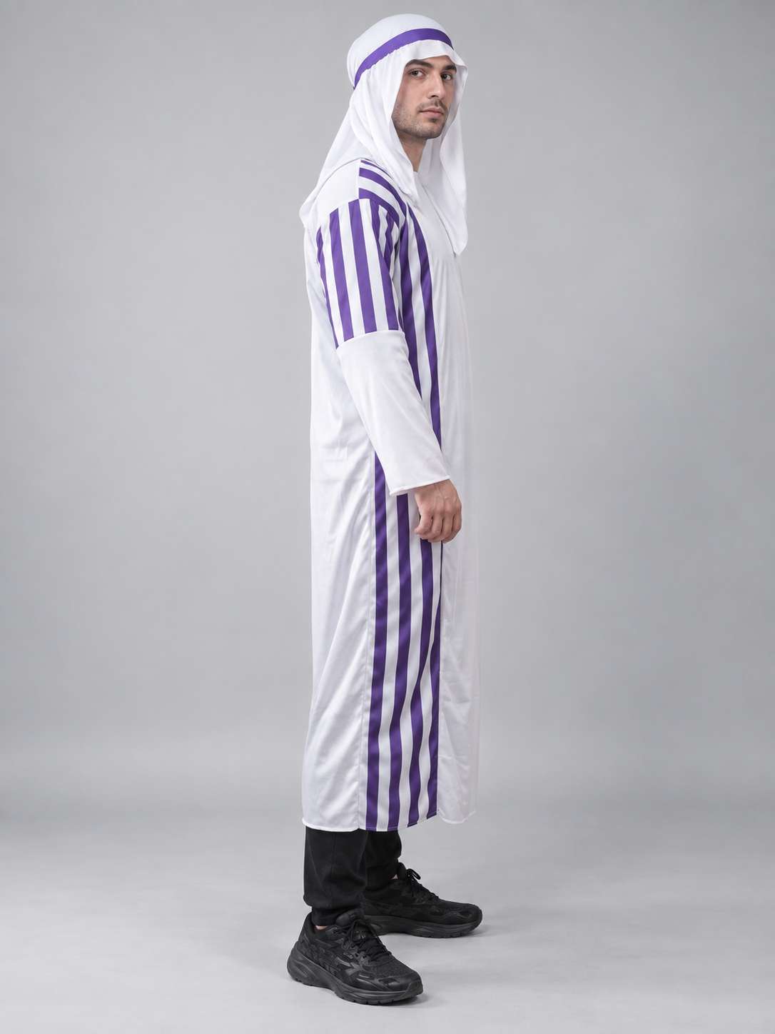 Carnival costume with purple stripes and headwear