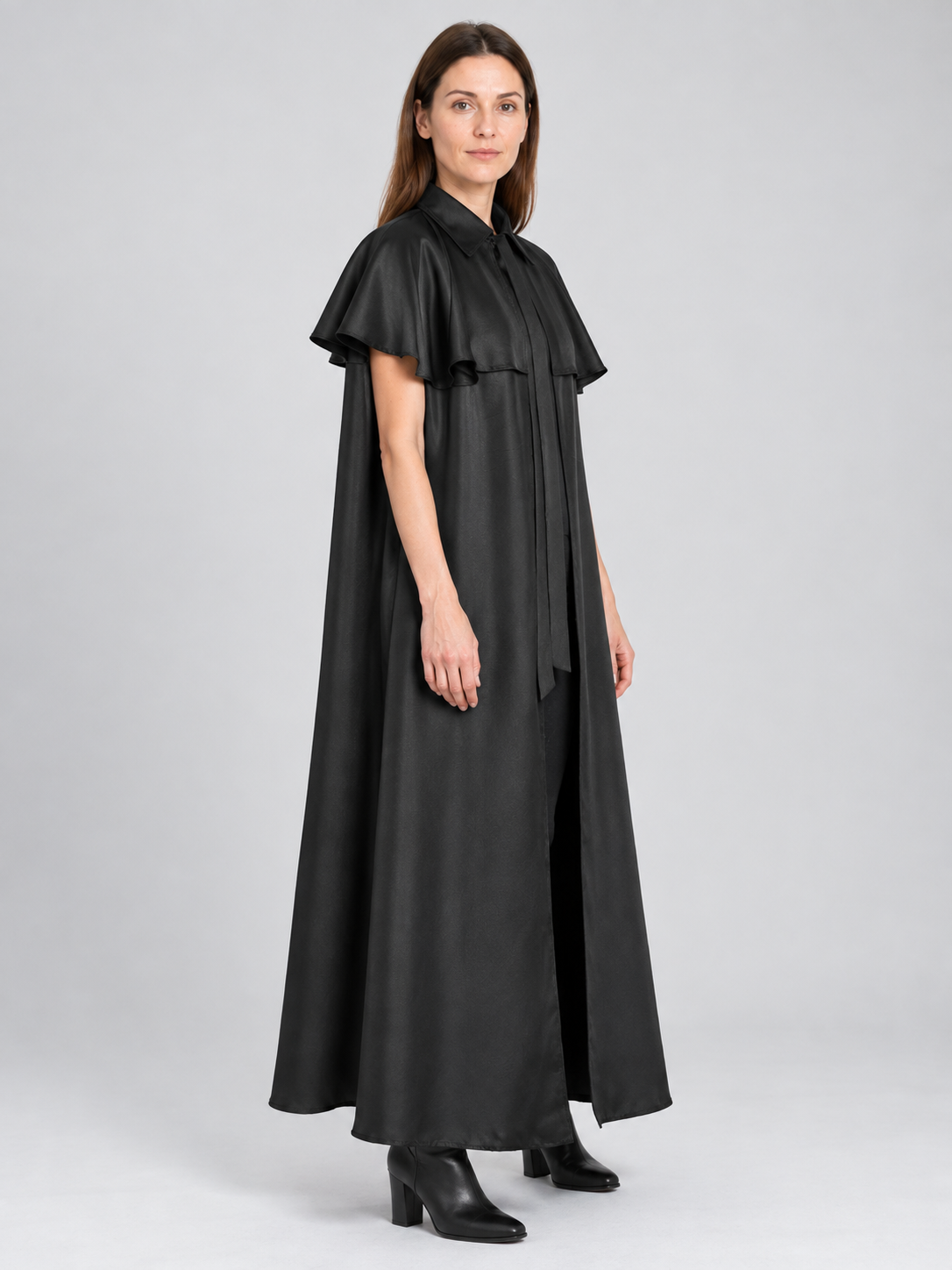 Black cloak with collar and capelet