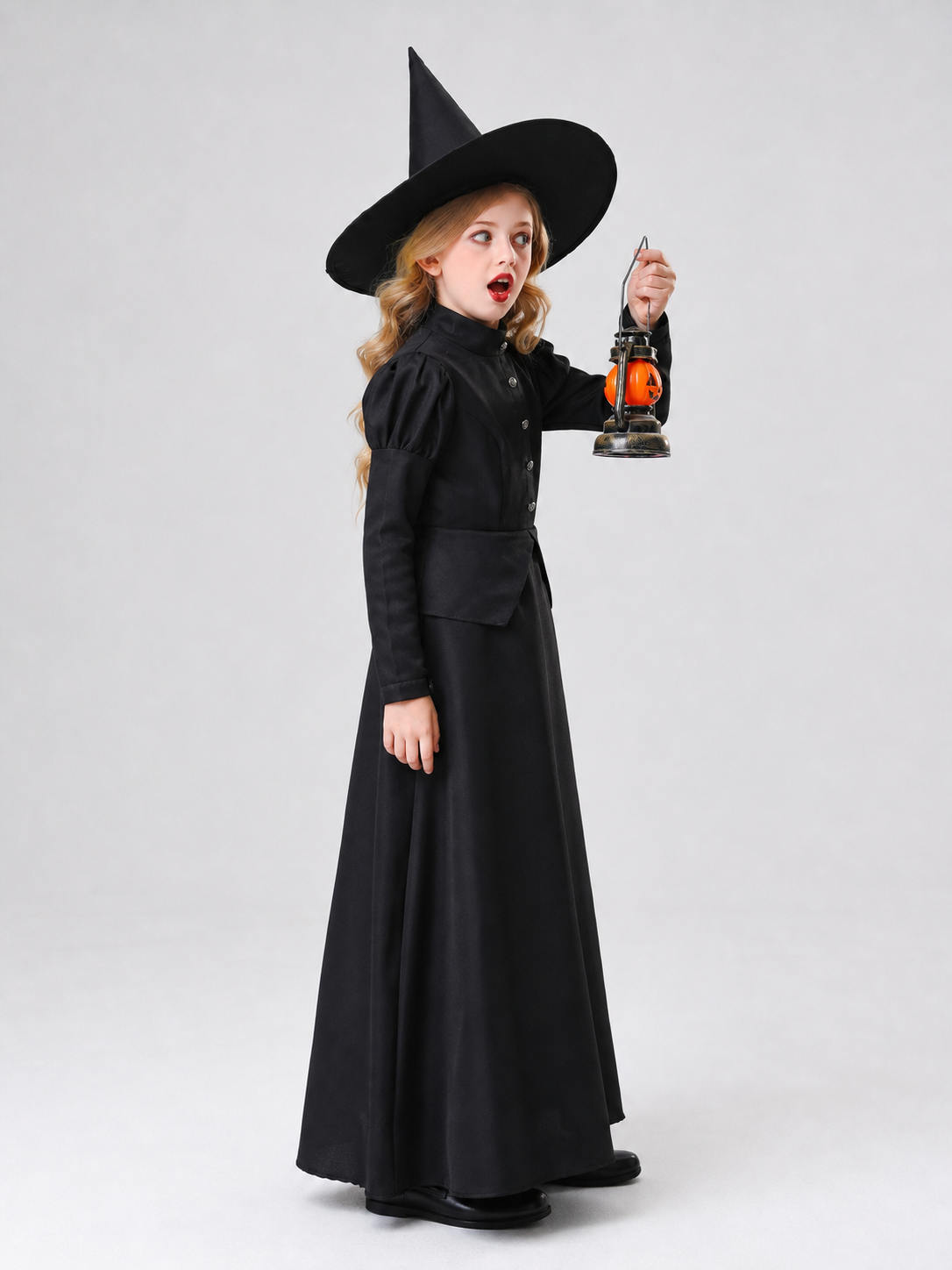 Halloween Costume: Dress with Hat and Decorations
