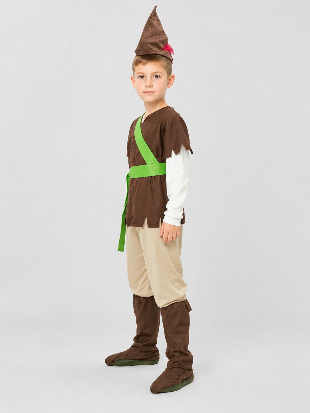 Hunter costume with bow and hat