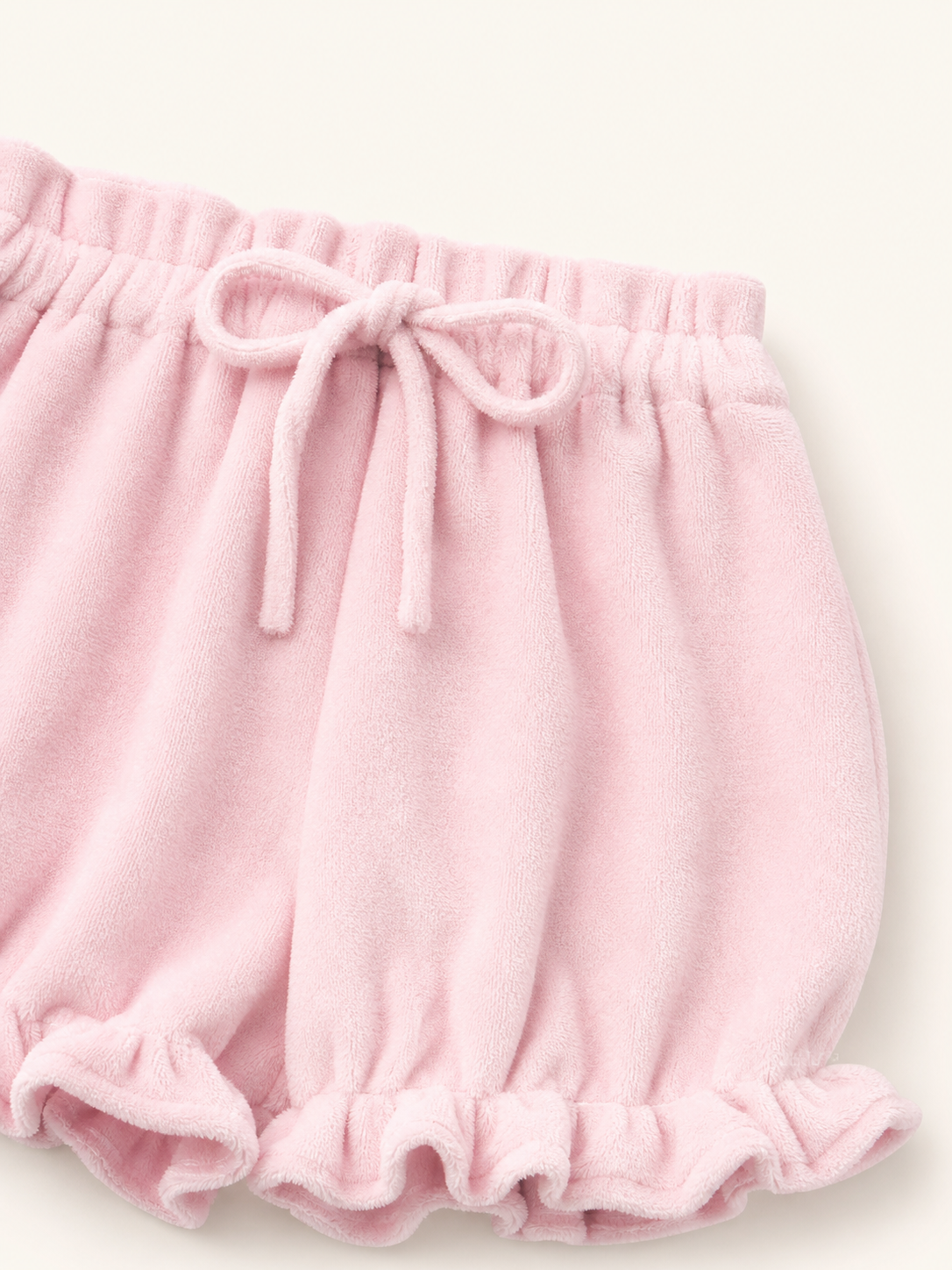 These bloomer shorts feature a cute, playful style and are suitable for everyday