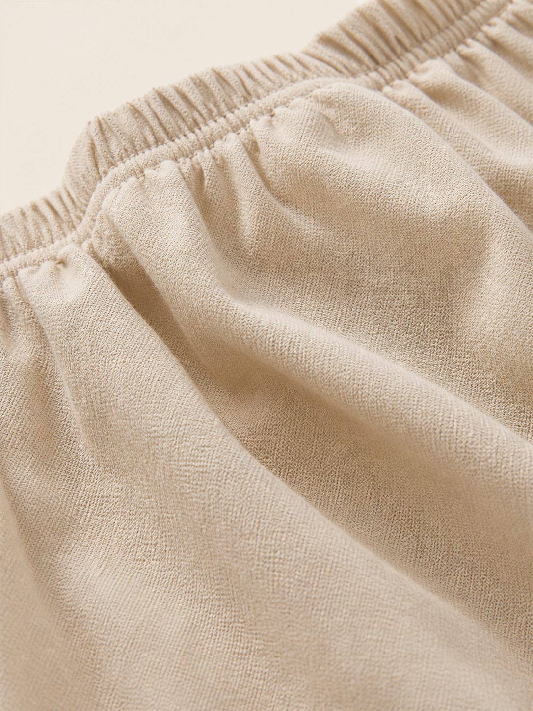 Men's loose-fit vampire pants with an elastic waistband