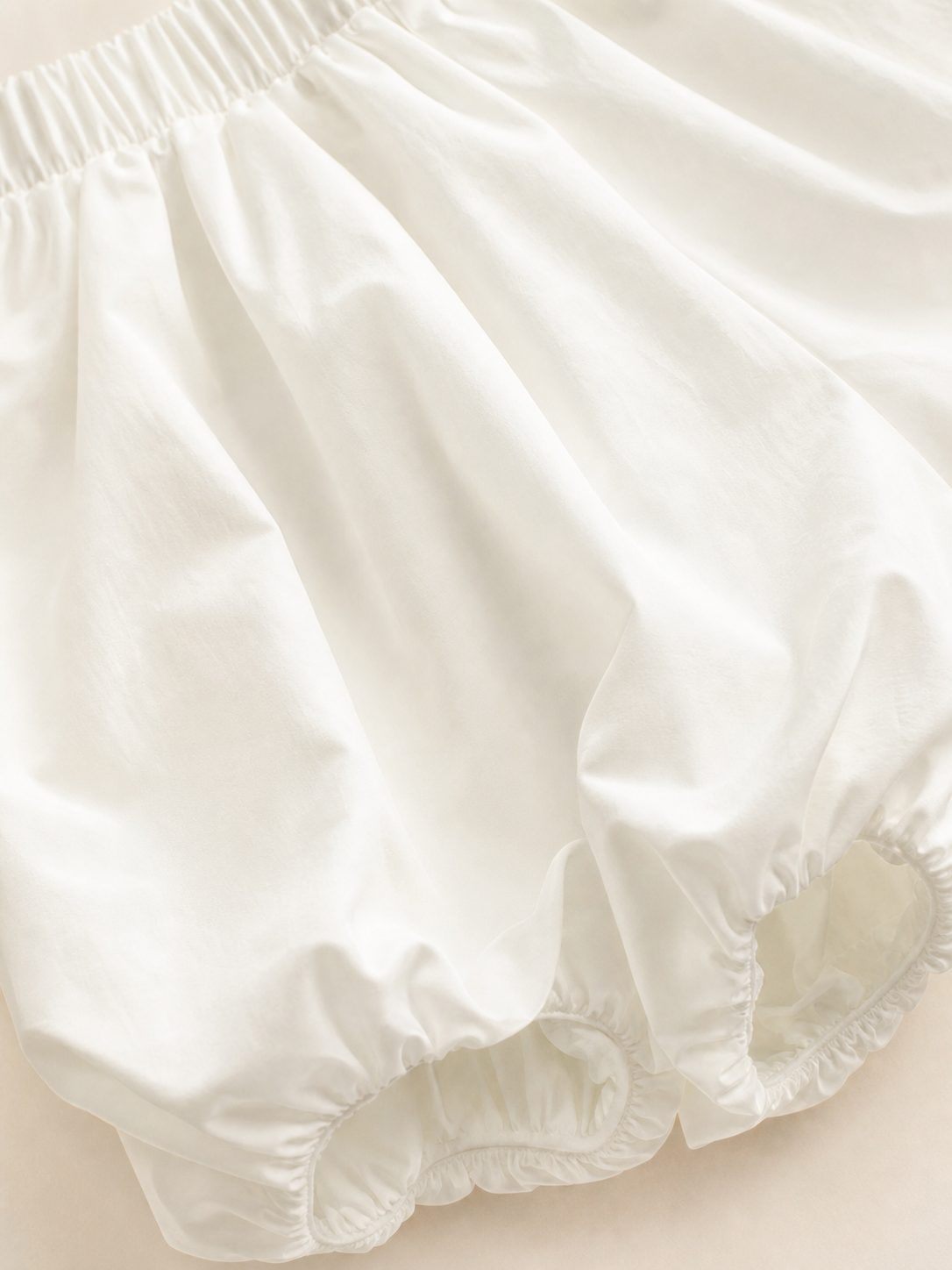 Women's White Balloon Shorts with Elastic Waistband