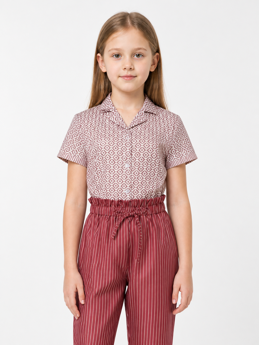 Two-Piece Suit with Shirt and Pants, Geometric Prints product detail 3