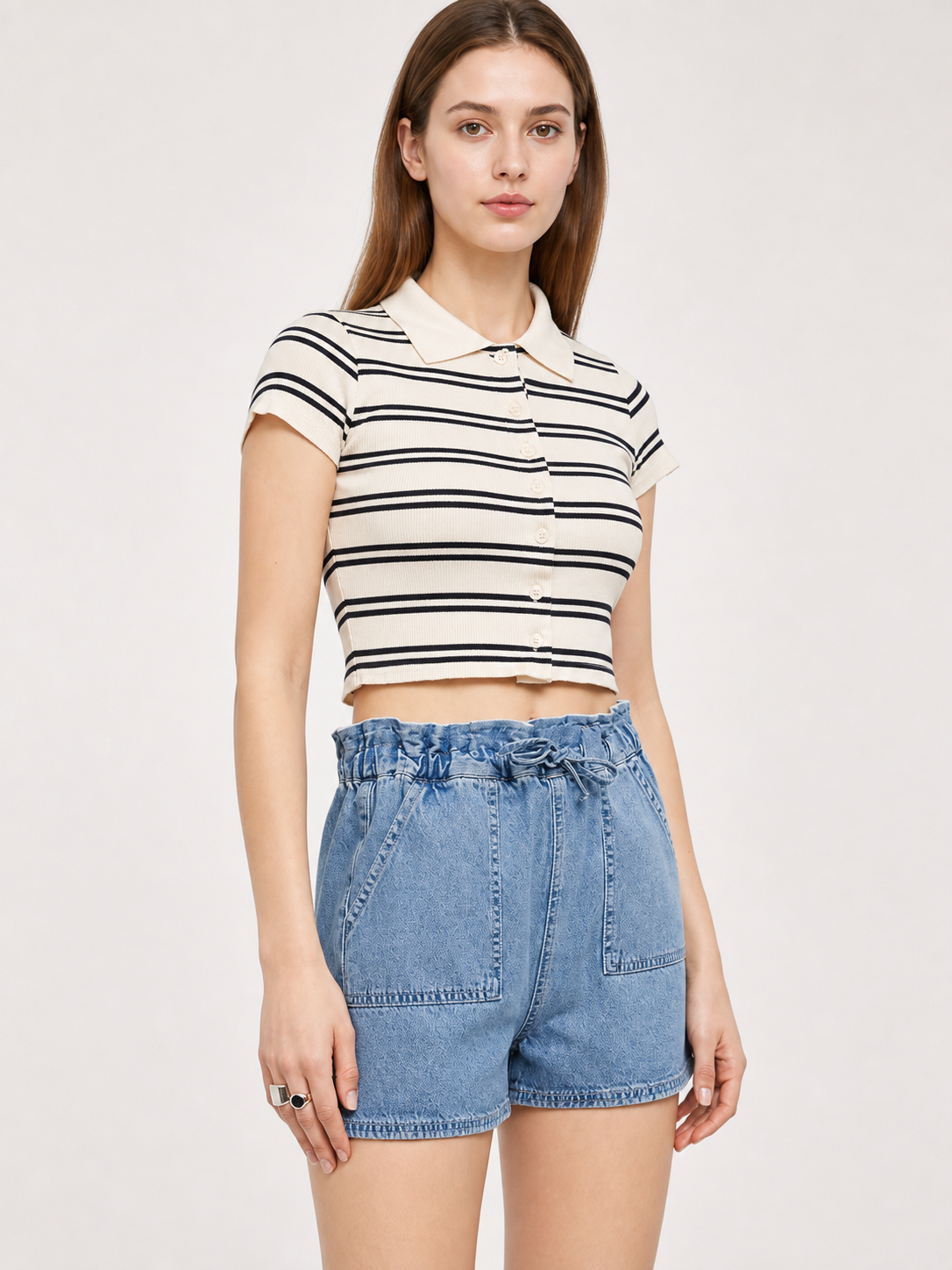 Light Blue Relaxed-Fit Denim Shorts with an Elastic Waistband and Drawstring product detail 2