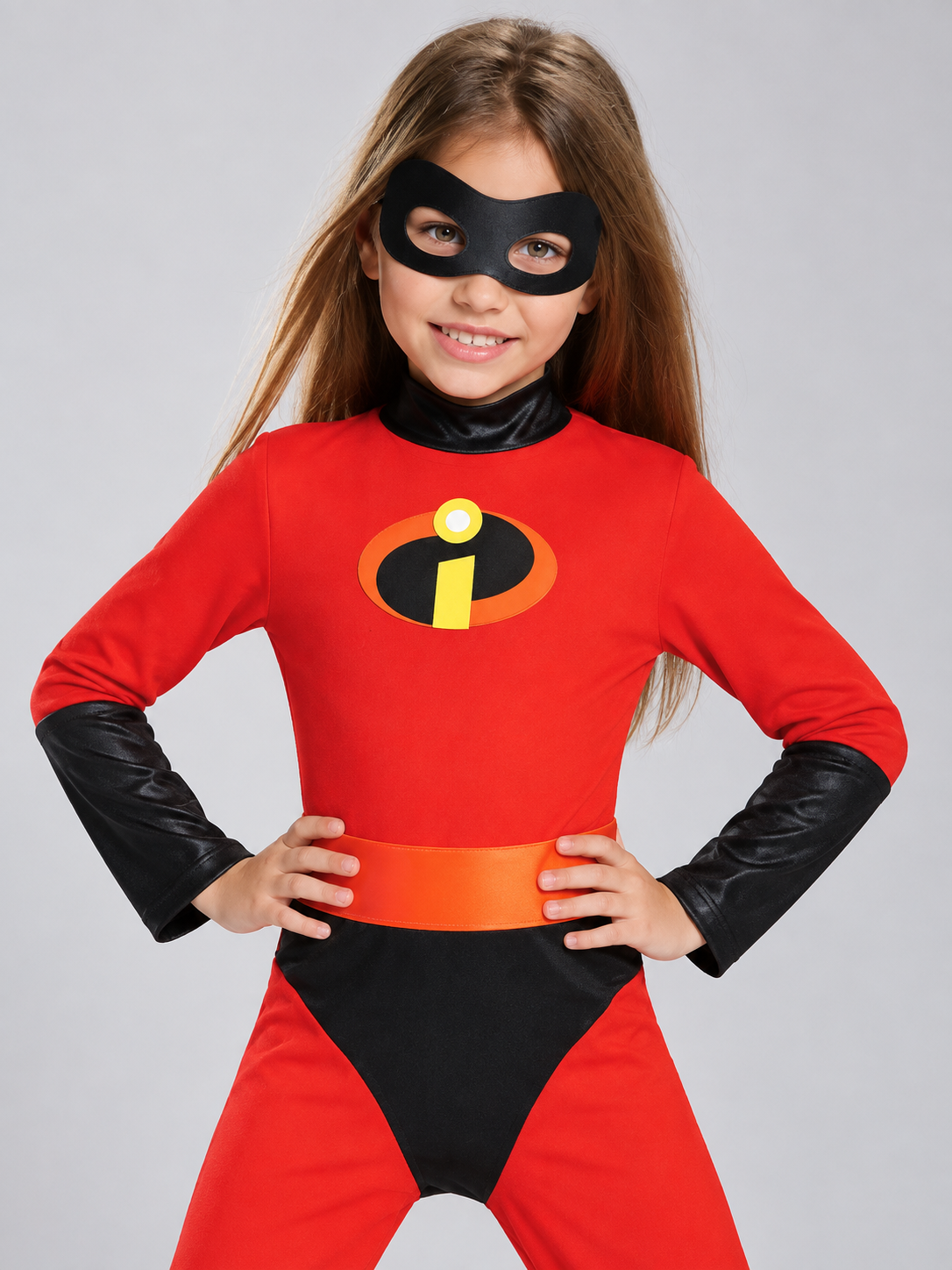 Kids' superhero carnival costume with mask and belt