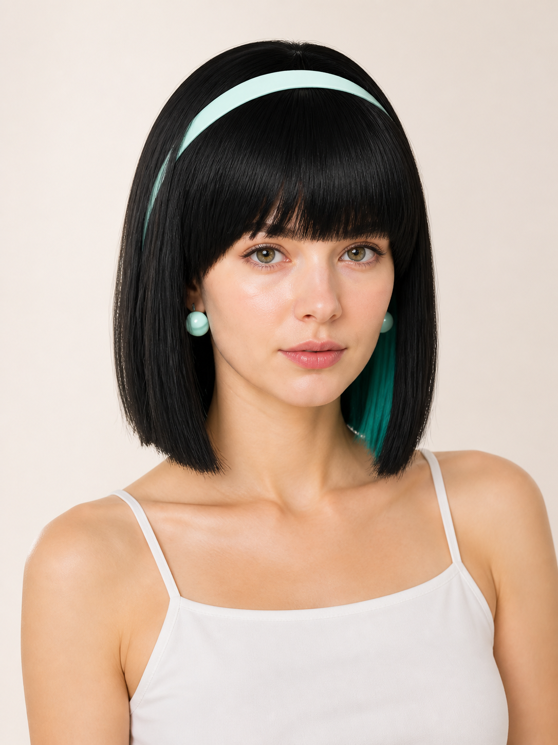 Black Bob Carnival Wig for Halloween and Cosplay Costume Wigs detail 2