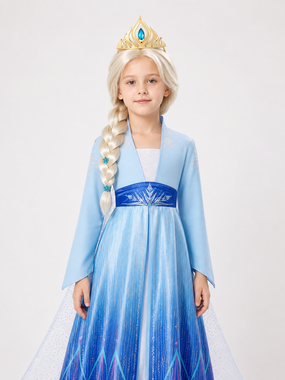 Princess Costume, Blue and White, for Cosplay upper body view