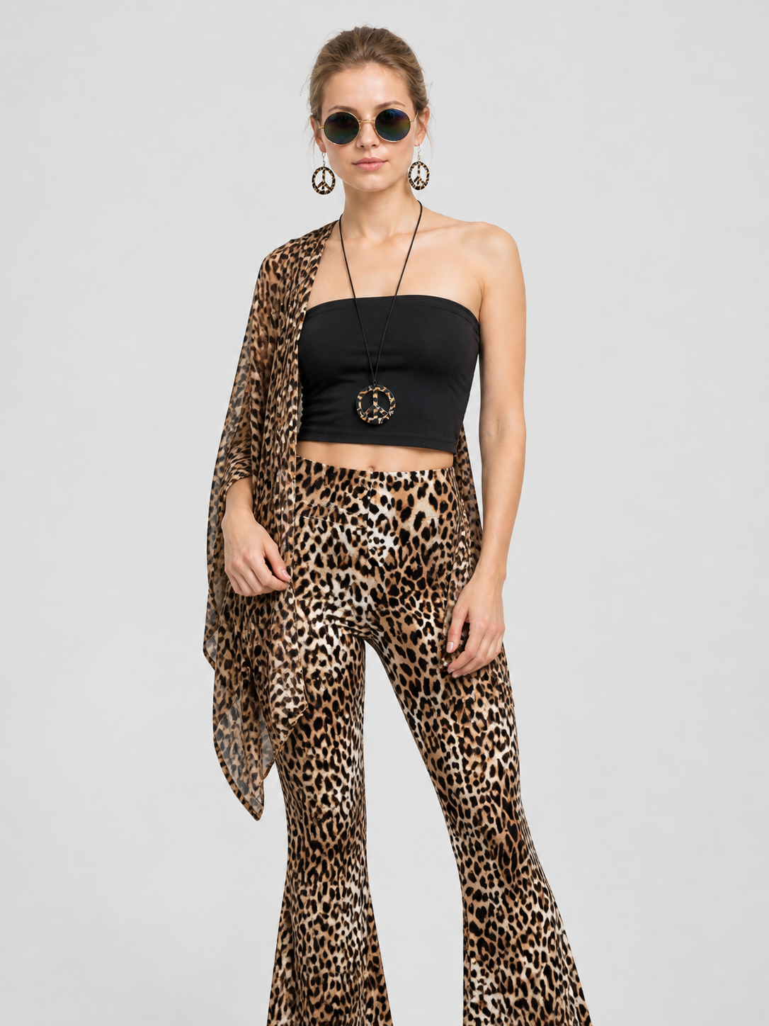 Leopard-Print Stage Costume with Flared Pants and Accessories Costume Accessories detail 3
